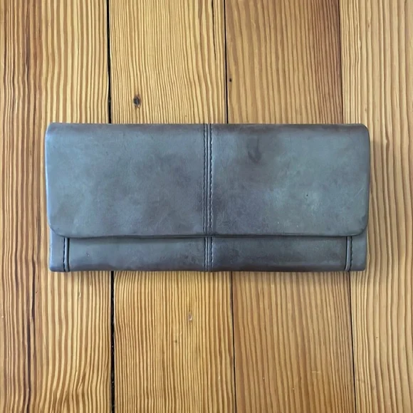 Hobo wonder wallet outlet